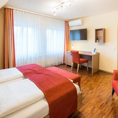 茨尔施米德酒店 酒店