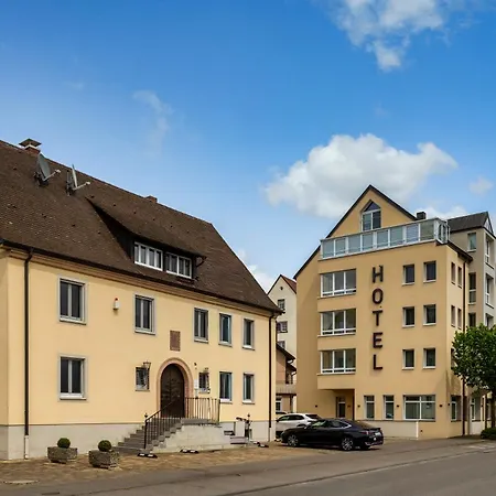 Отель Zur Schmiede Радольфцелль (Бодензее)